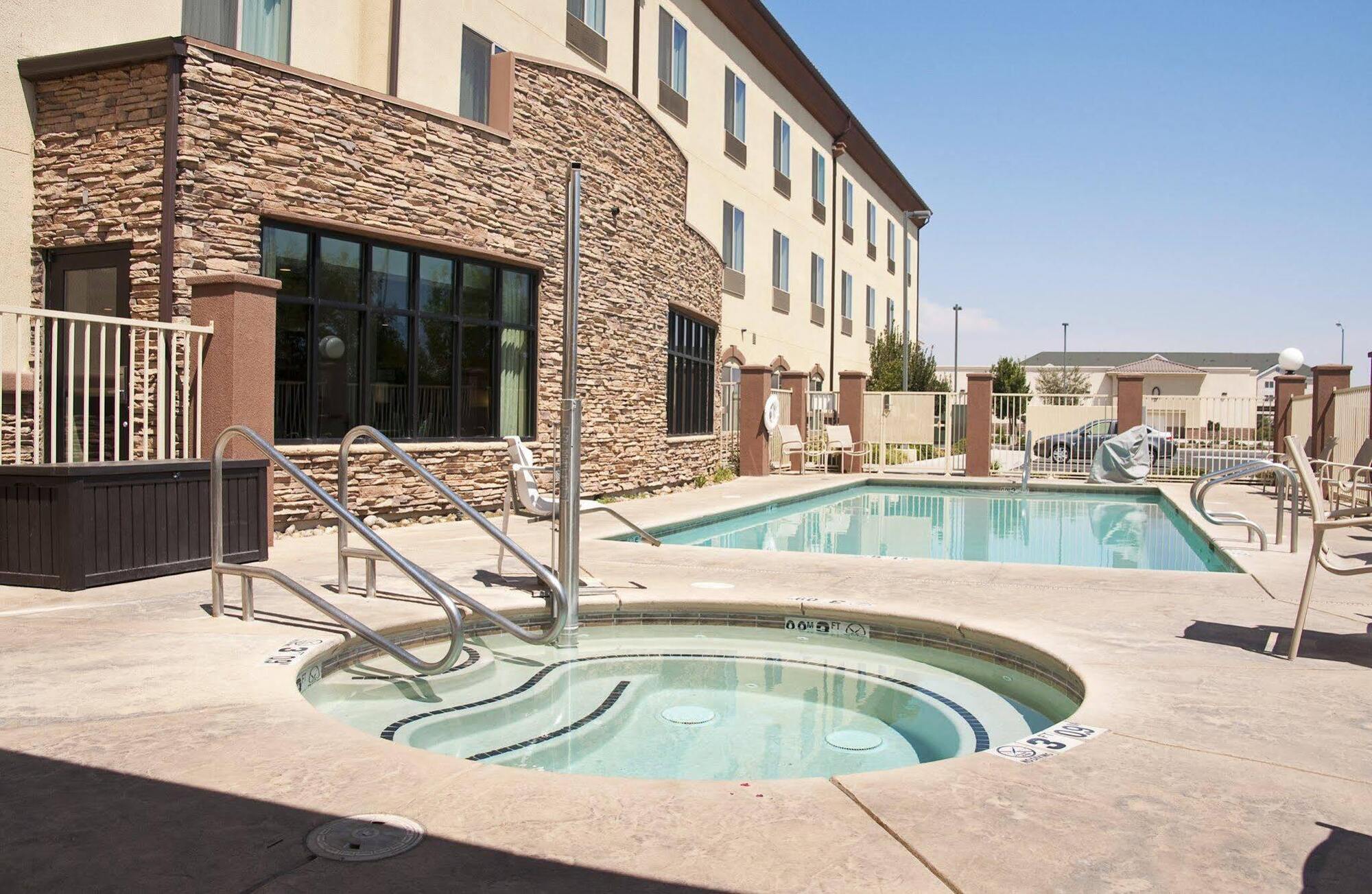 Holiday Inn Express & Suites Clovis Fresno Area By Ihg Εξωτερικό φωτογραφία